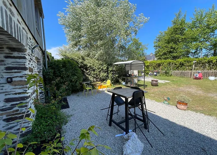 Couette-café Casquets - Randonneur Gr223 - Quai Des Ormes