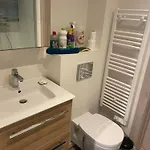 Twin Casquets Dans Maison, Idéale Randonneurs Et Cyclistes - Gr223