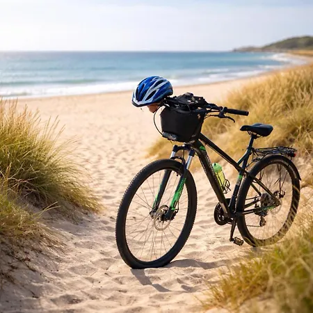 Twin Casquets Dans Maison, Ideale Randonneurs Et Cyclistes - Gr223 3*