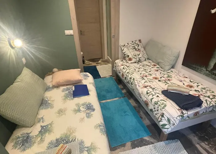 Twin Casquets Dans Maison, Ideale Randonneurs Et Cyclistes - Gr223 ベッド・アンド・ブレックファスト